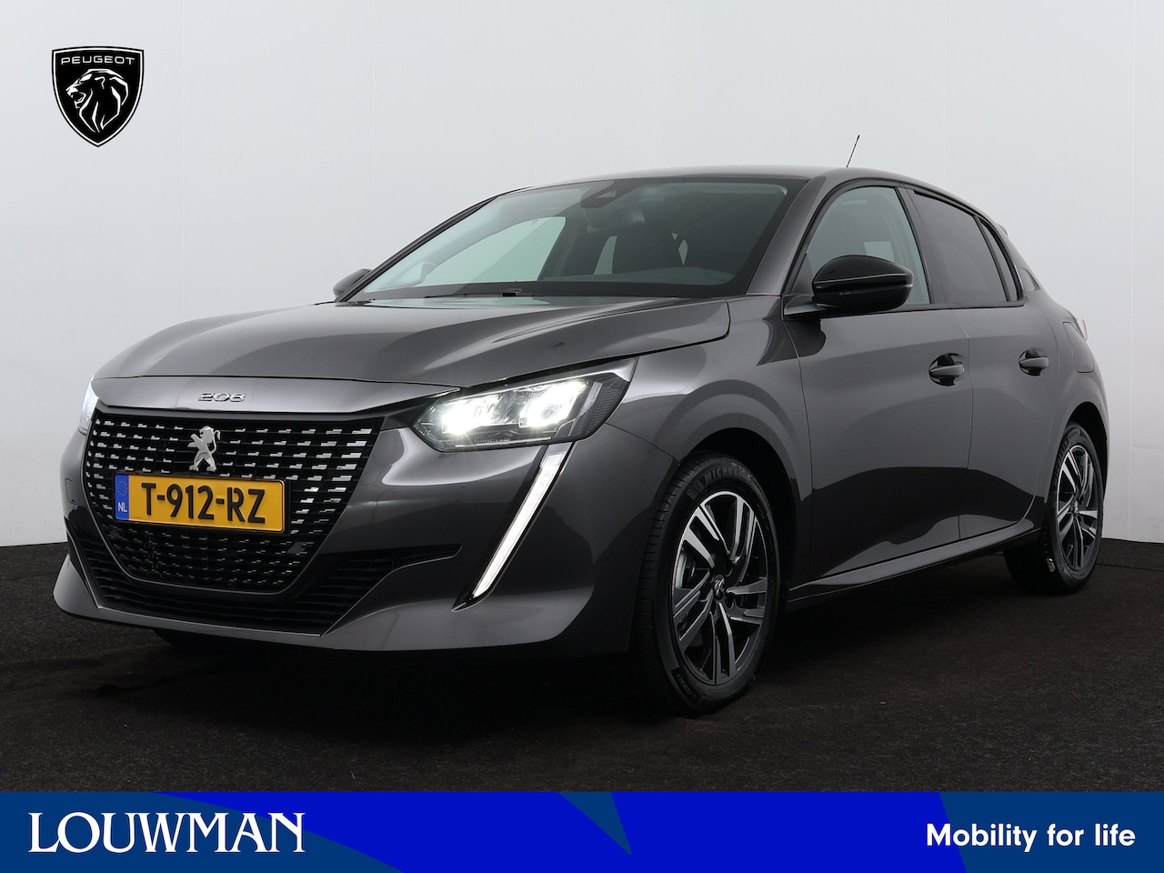 Peugeot 208 - 1.2 PureTech Allure Pack EAT8 | Navigatie | Camera | Climate control | Cruise control | - AutoWereld.nl