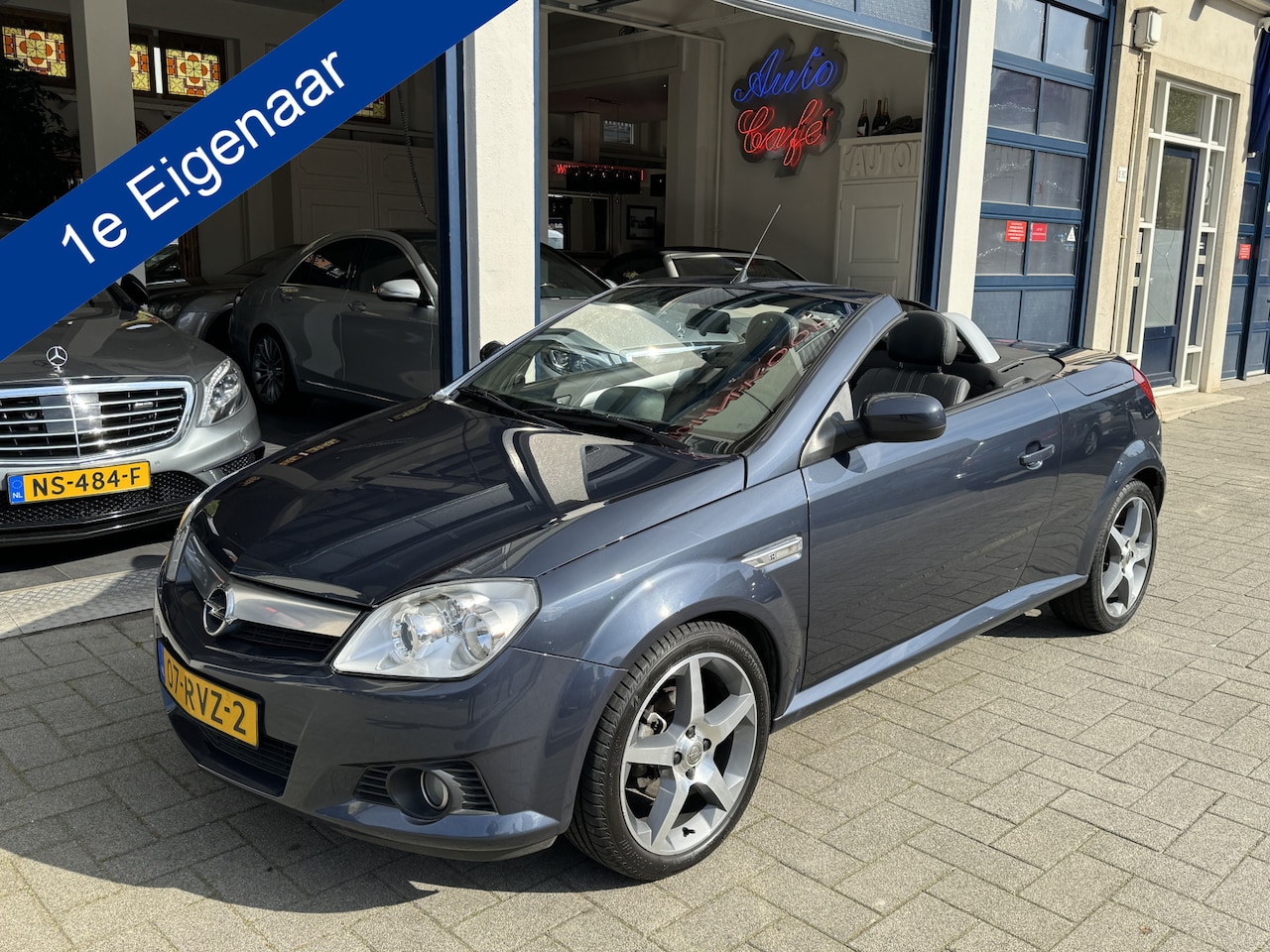 Opel Tigra TwinTop - 1.8-16V Rhythm 1 EIGENAAR.NW DISTRUBITIE - AutoWereld.nl