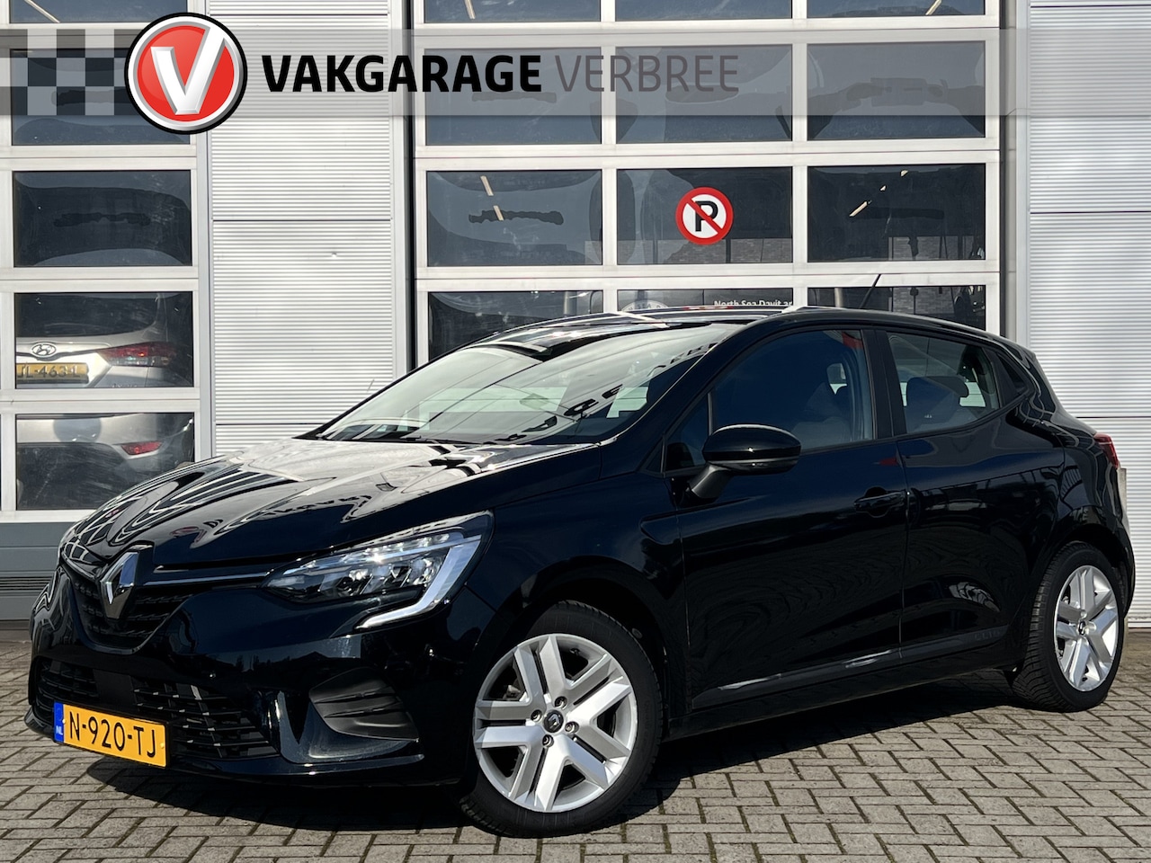 Renault Clio - 1.0 TCe Zen | Navigatie/Android/Apple Carplay | LM Velgen 16" | PDC Achter | Cruise Contro - AutoWereld.nl