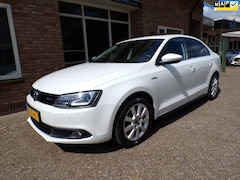 Volkswagen Jetta - 1.4 TSI Hybrid Highline Automaat / Navi / Schuifdak