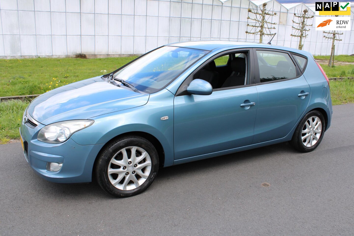 Hyundai i30 - 1.6i Dynamic Business 1.6i Dynamic Business 5 Drs - AutoWereld.nl