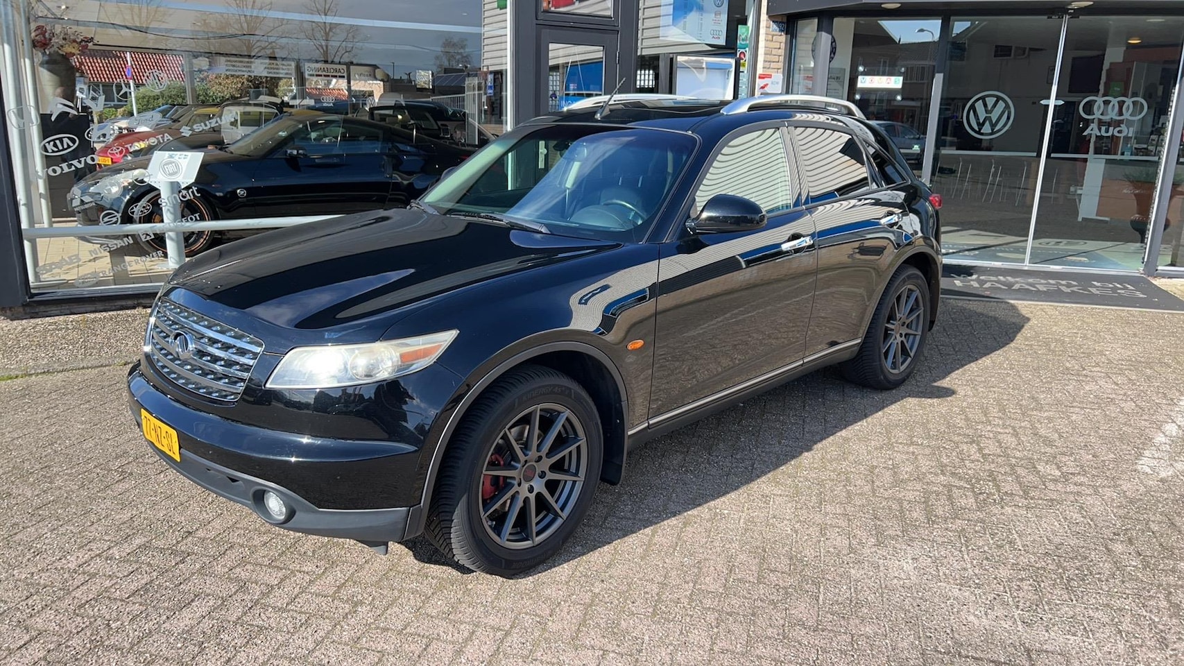 Infiniti FX - 35 Youngtimer - AutoWereld.nl