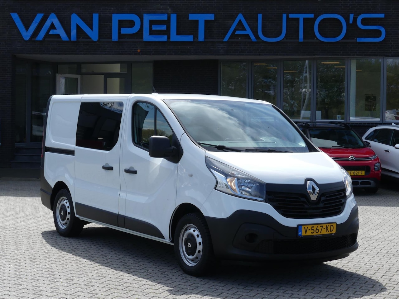 Renault Trafic - 1.6 dCi 125PK L1 Luxe Energy / NAV / CRUISE / TREKHAAK - AutoWereld.nl