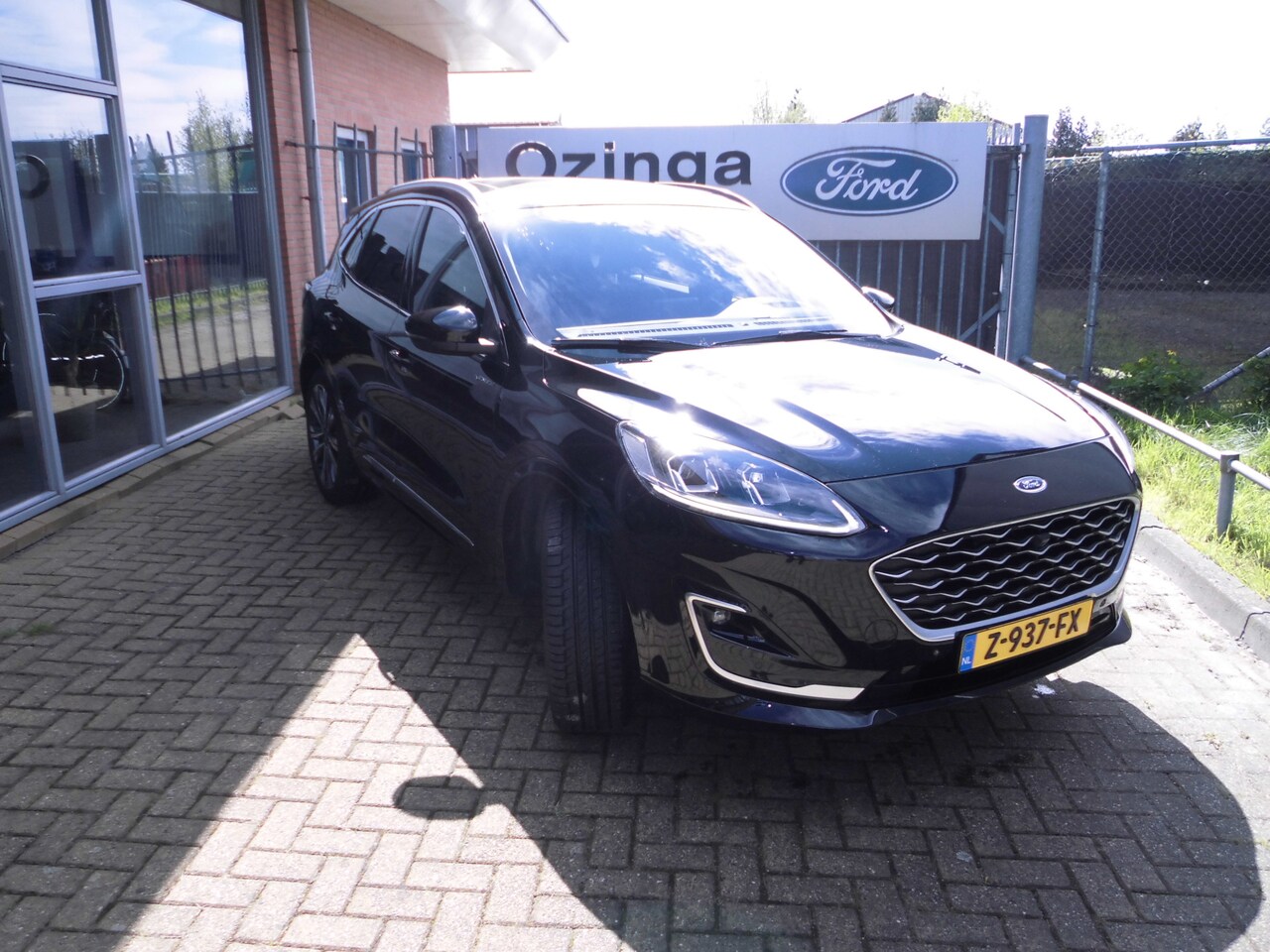 Ford Kuga - Vignale PHEV vol opties-elektr.trekhaak-pan.dak 20-inch lichtmetaal - AutoWereld.nl