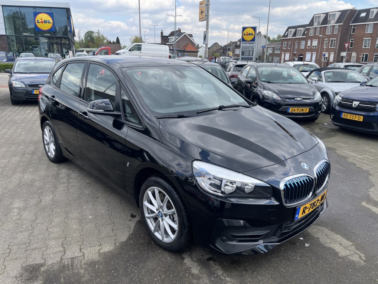 BMW 2-serie Active Tourer - 225xe iP Executive - AutoWereld.nl