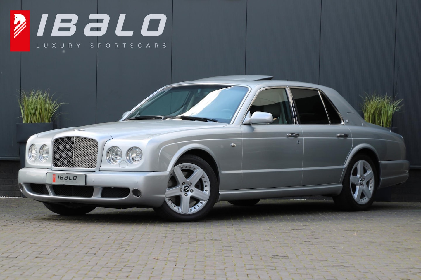 Bentley Arnage - T | 456pk | 825Nm | Facelift | Youngtimer | BTW auto | - AutoWereld.nl