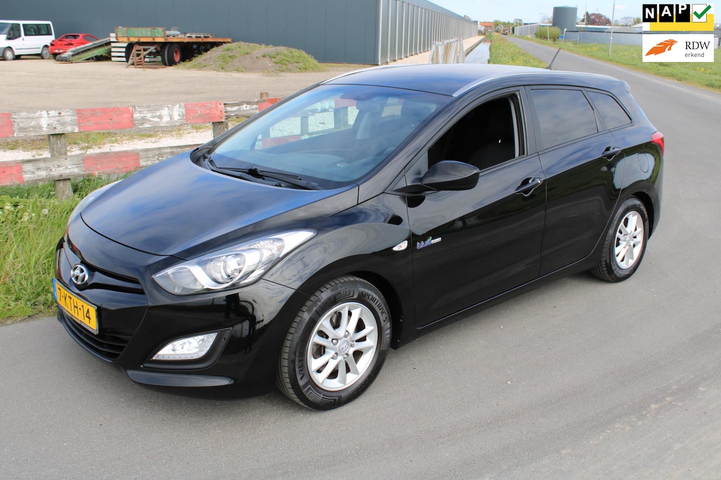 Hyundai i30 Wagon - 1.6 GDI i-Motion 1e Eigenaar - AutoWereld.nl