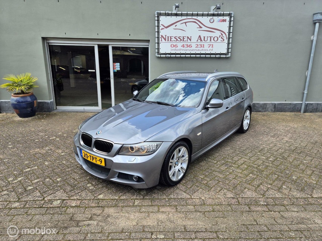 BMW 3-serie Touring - 318i Corporate Lease M Sport Edition 318i Corporate Lease M Sport Edition - AutoWereld.nl