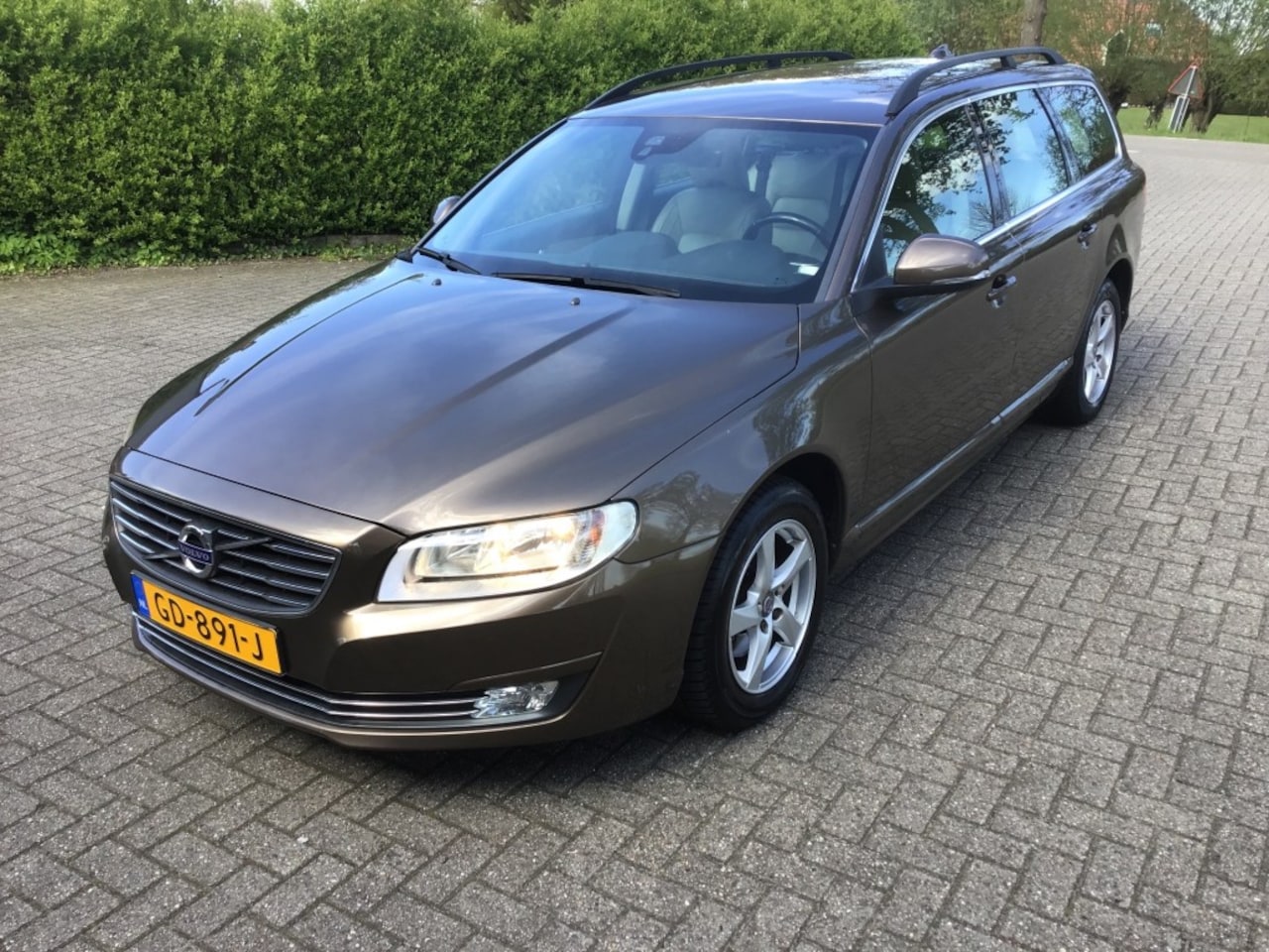 Volvo V70 - 2.0 D4 Nordic 2.0 D4 NORDIC+ - AutoWereld.nl