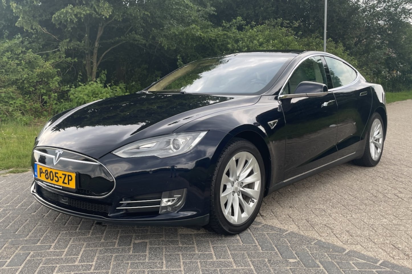 Tesla Model S - 85D 4WD PERFOR| CCS| 482KM| INC BTW GRATIS LADEN - AutoWereld.nl