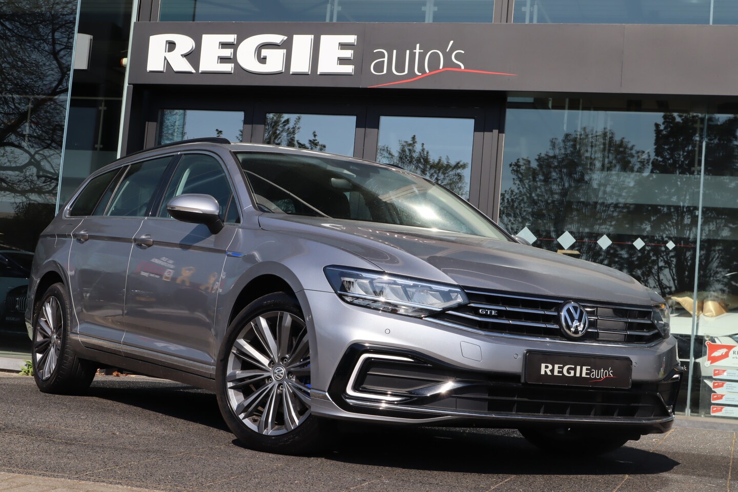 Volkswagen Passat Variant - 1.4 TSI PHEV GTE Business Navi LED Camera - AutoWereld.nl