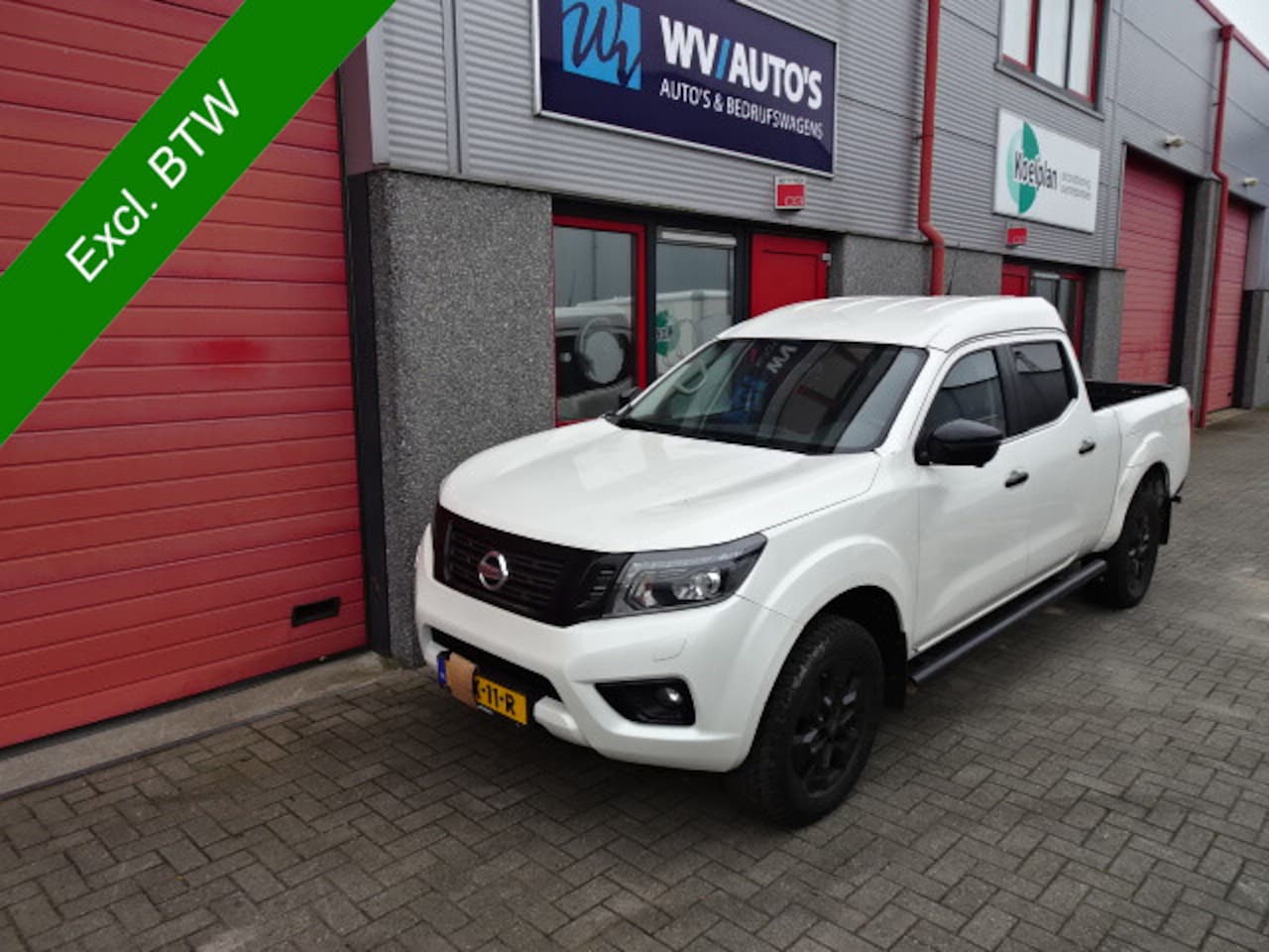 Nissan Navara - NISSAN 2.3 190 pk 5 zitter automaat - AutoWereld.nl