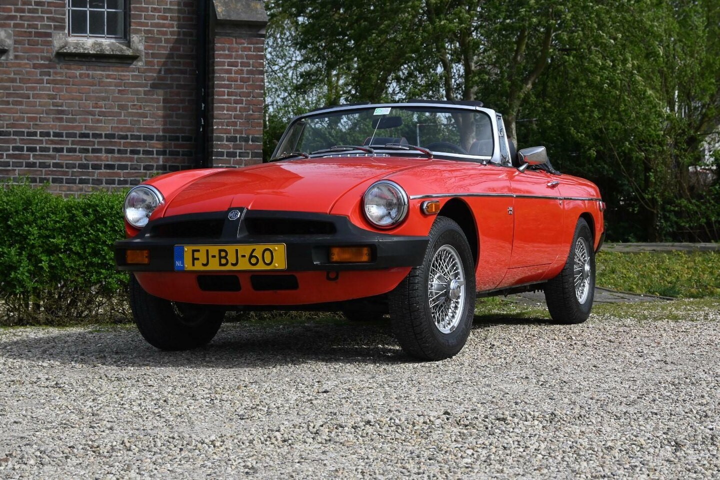 MG B type - 1.8 USA Tourner - AutoWereld.nl