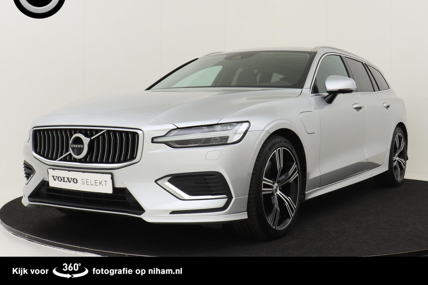 Volvo V60 - T8 RECHARGE AWD INSCRIPTION -PANO.DAK|360°CAM|HK-AUDIO|19"|BLIS|HEAD-UP DISP.|STYLING - AutoWereld.nl