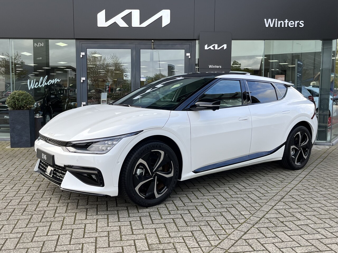 Kia EV6 - GT-Line 77.4 kWh RWD Direct Leverbaar! Pano-Dak LED Stoelverw.+Koeling 20"LMV 7jr.Garantie - AutoWereld.nl