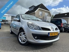 Renault Clio - 1.4-16V Dynamique Luxe