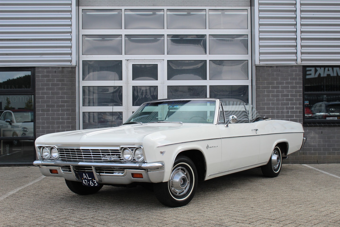 Chevrolet Impala - Cabriolet 5.7 V8 Automaat / Wegenbelastingvrij / Oldtimer - AutoWereld.nl