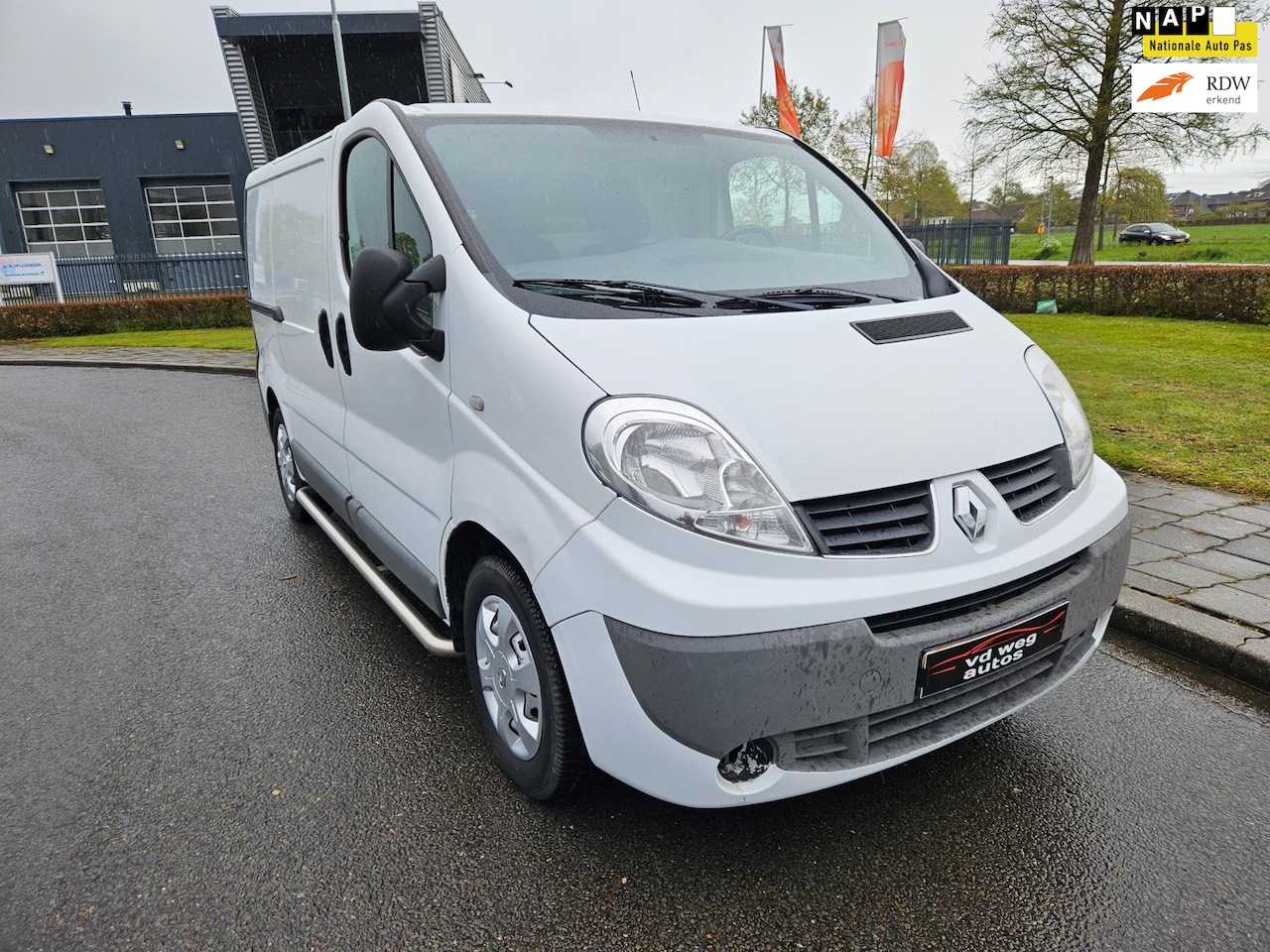 Renault Trafic - 2.0 dCi T27 L1H1 Eco airco navi - AutoWereld.nl