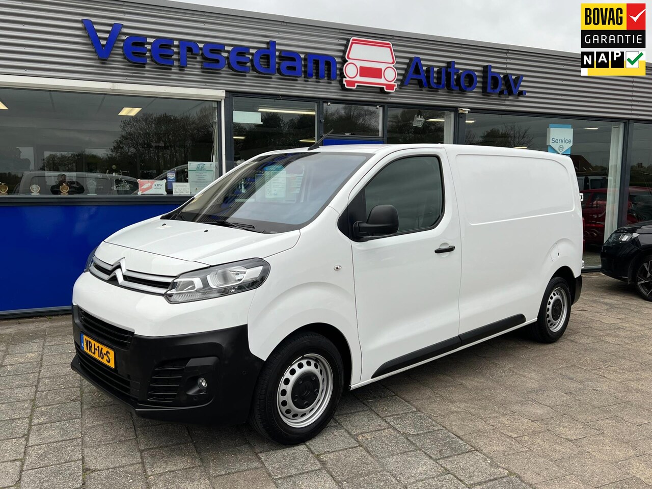 Citroën Jumpy - L2 H1 1.5 BlueHDI 120 M Driver, Navi, Camera enz... - AutoWereld.nl