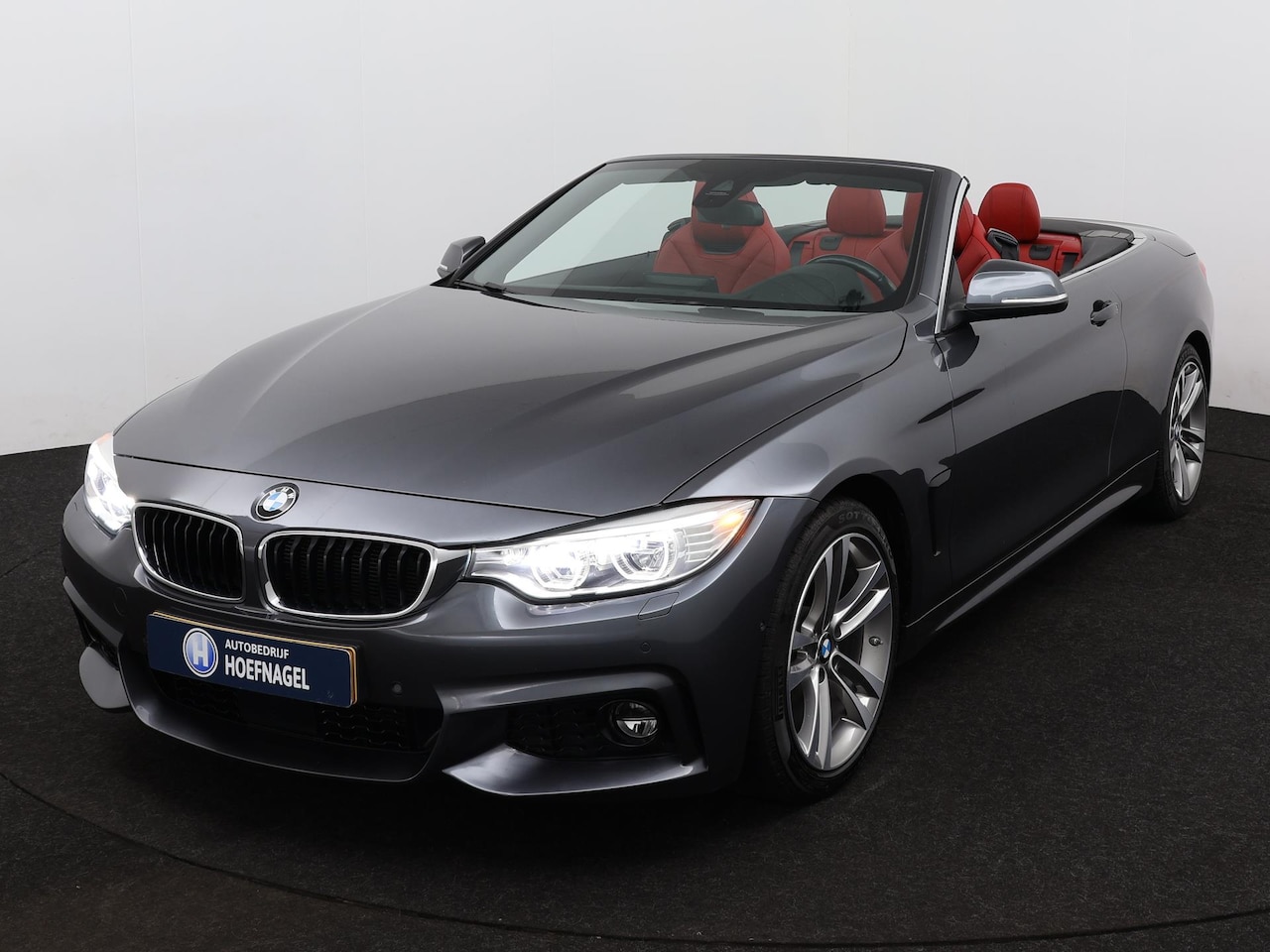 BMW 4-serie Cabrio - 420i High Executive Automaat | M Sportpakket | Innovation-pakket | Nekverwarming | Adaptiv - AutoWereld.nl