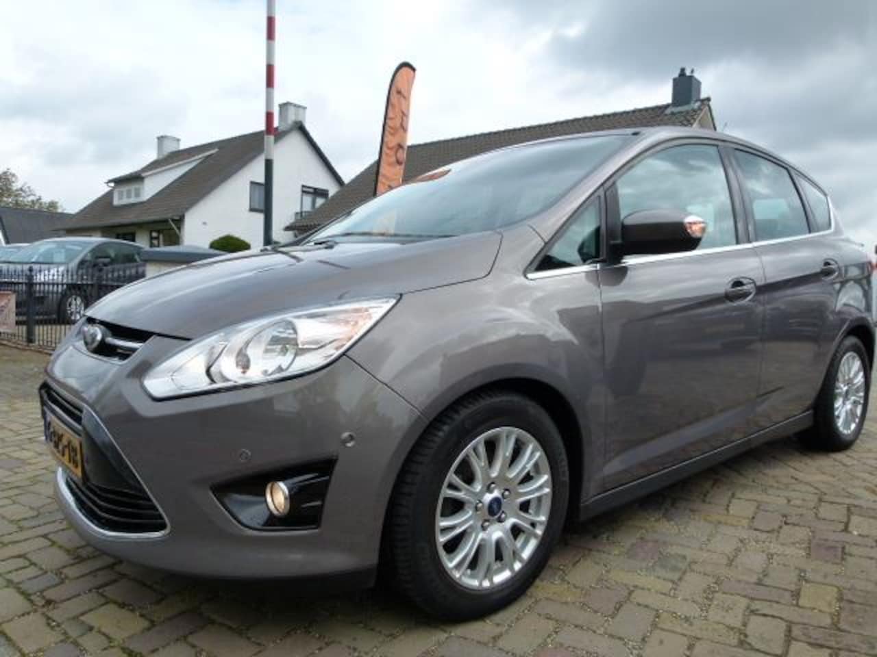 Ford C-Max - 1.0 Titanium 1.0 Titanium, NAVI/AUTO INPARKEREN/CC/CLIMA - AutoWereld.nl