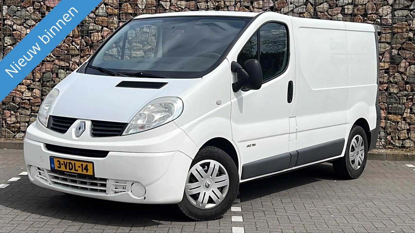 Renault Trafic - 2.5 dCi T29 L1H1 2.5 dCi T29 L1H1 - AutoWereld.nl