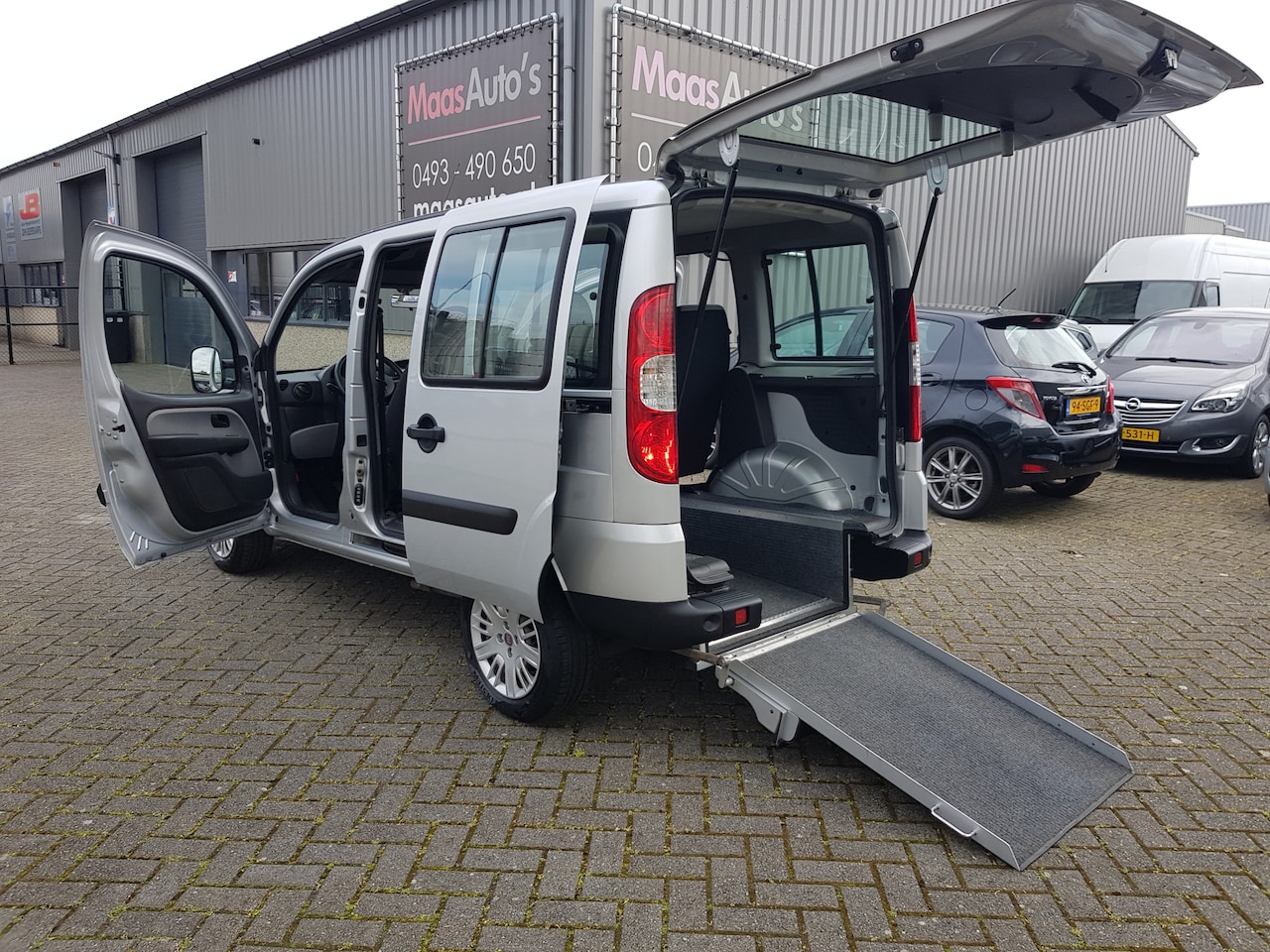 Fiat Doblò - 1.4 Dynamic XXL ruime rolstoel auto hoge-instap airco 1e eigenaar !!!! - AutoWereld.nl