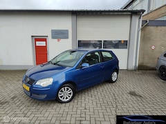 Volkswagen Polo - 1.4-16V Comfortline