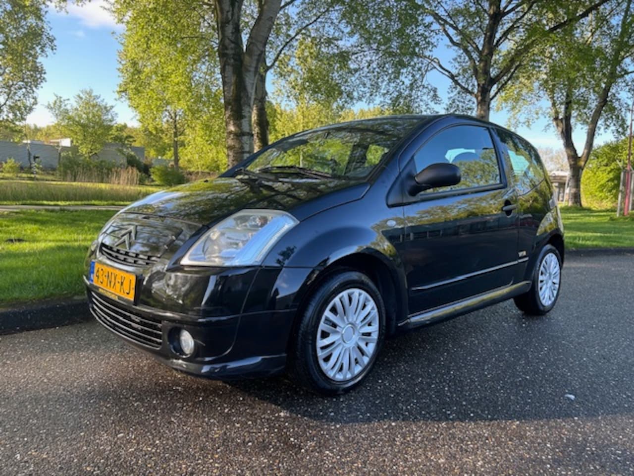 Citroën C2 - 1.4i VTR Airco apk tot 04-2025 - AutoWereld.nl