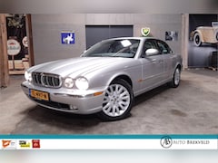 Jaguar XJ - 3.0 V6 Executive LWB 238PK AUTOMAAT | YOUNGTIMER | Vol Opties