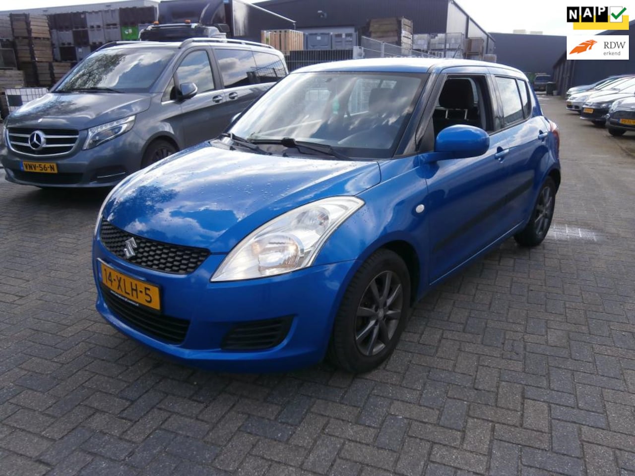 Suzuki Swift - 1.2 Summer EASSS 1.2 Summer EASSS - AutoWereld.nl