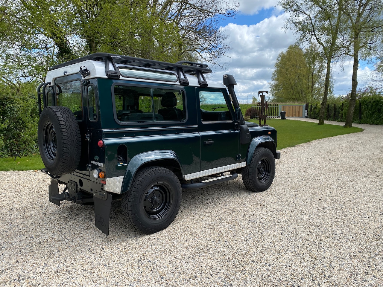 Land Rover Defender - 2.2 D SW 90" XTech Euro 5