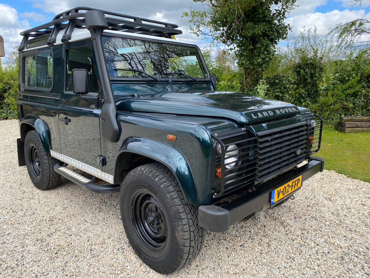 Land Rover Defender - 2.2 D SW 90" XTech Van tweede eigenaar - AutoWereld.nl