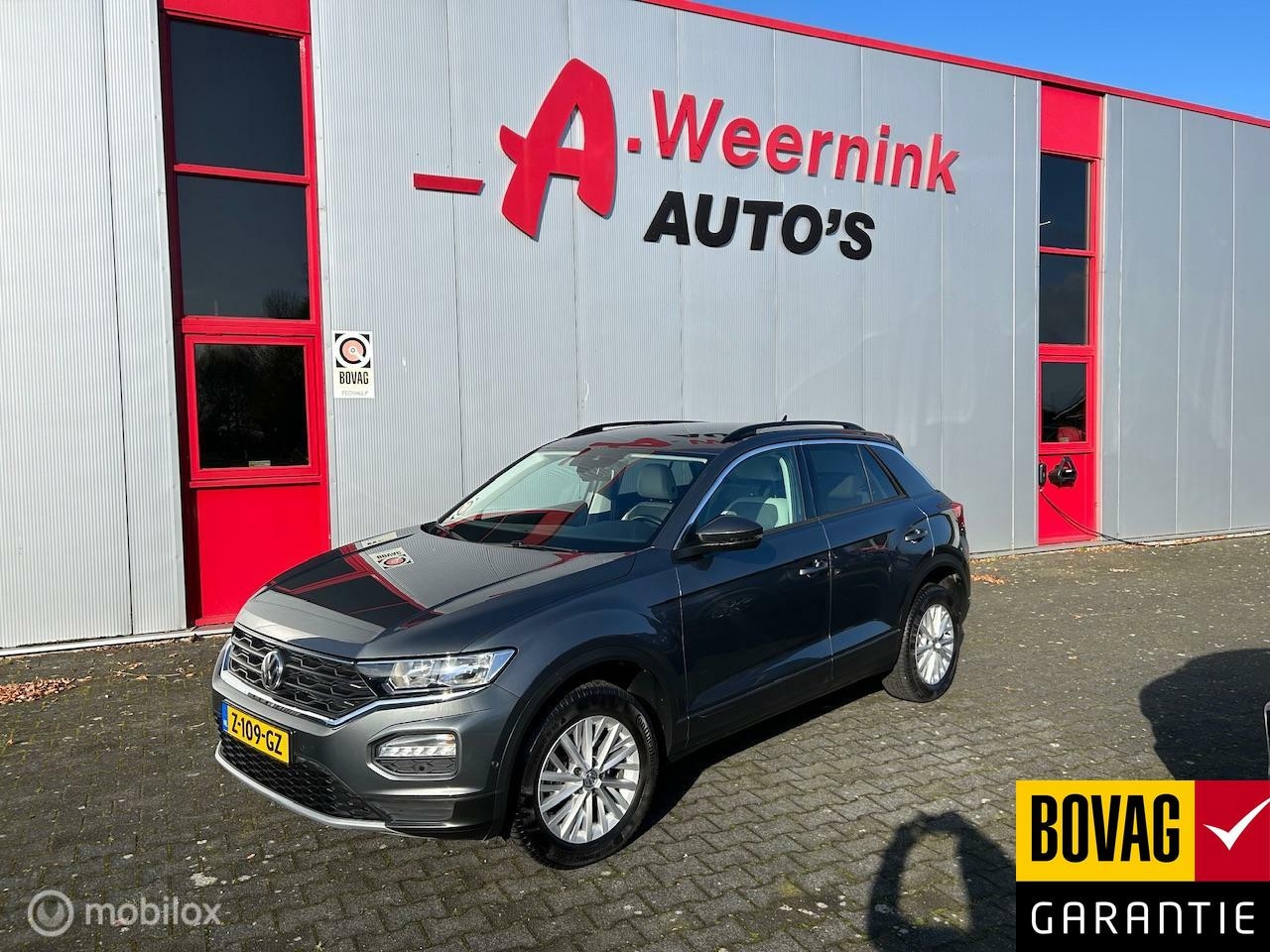 Volkswagen T-Roc - 1.5 TSI Style Business Leder navi - AutoWereld.nl