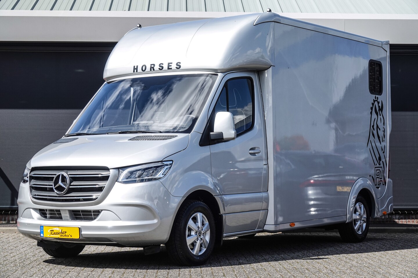 Mercedes-Benz Sprinter - Horstruck | Nieuwstaat | 2-paards paardenvrachtwagen B-rijbewijs - AutoWereld.nl