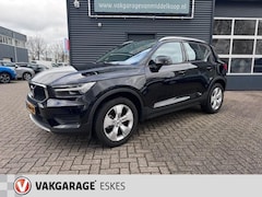 Volvo XC40 - 1.5 T3 Momentum Pro / Navi. Half leder Automaat