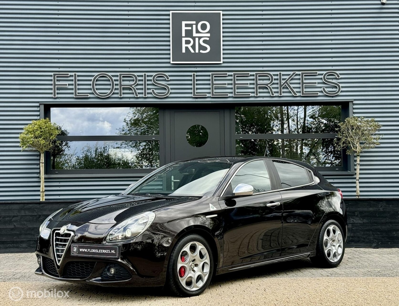 Alfa Romeo Giulietta - 1.7 TBi | Quadrifoglio Verde | Xenon | - AutoWereld.nl