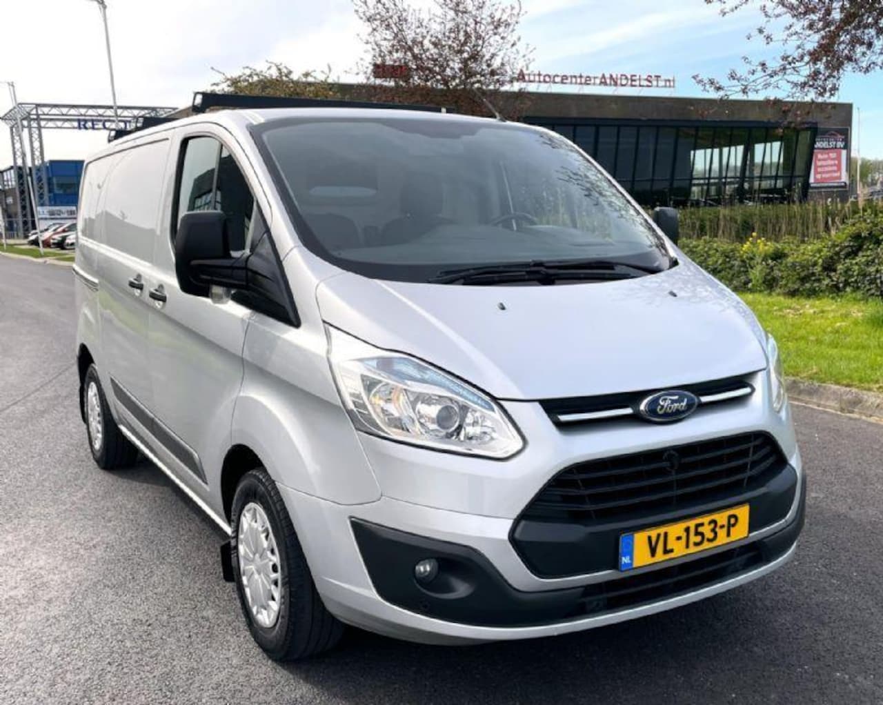 Ford Transit Custom - 270 2.2 TDCI L1H1 Trend 270 2.2 TDCI L1H1 Trend 101PK, 1E EIG, NAP, VOLLEDIGE OH BESCHIKBAAR! - AutoWereld.nl