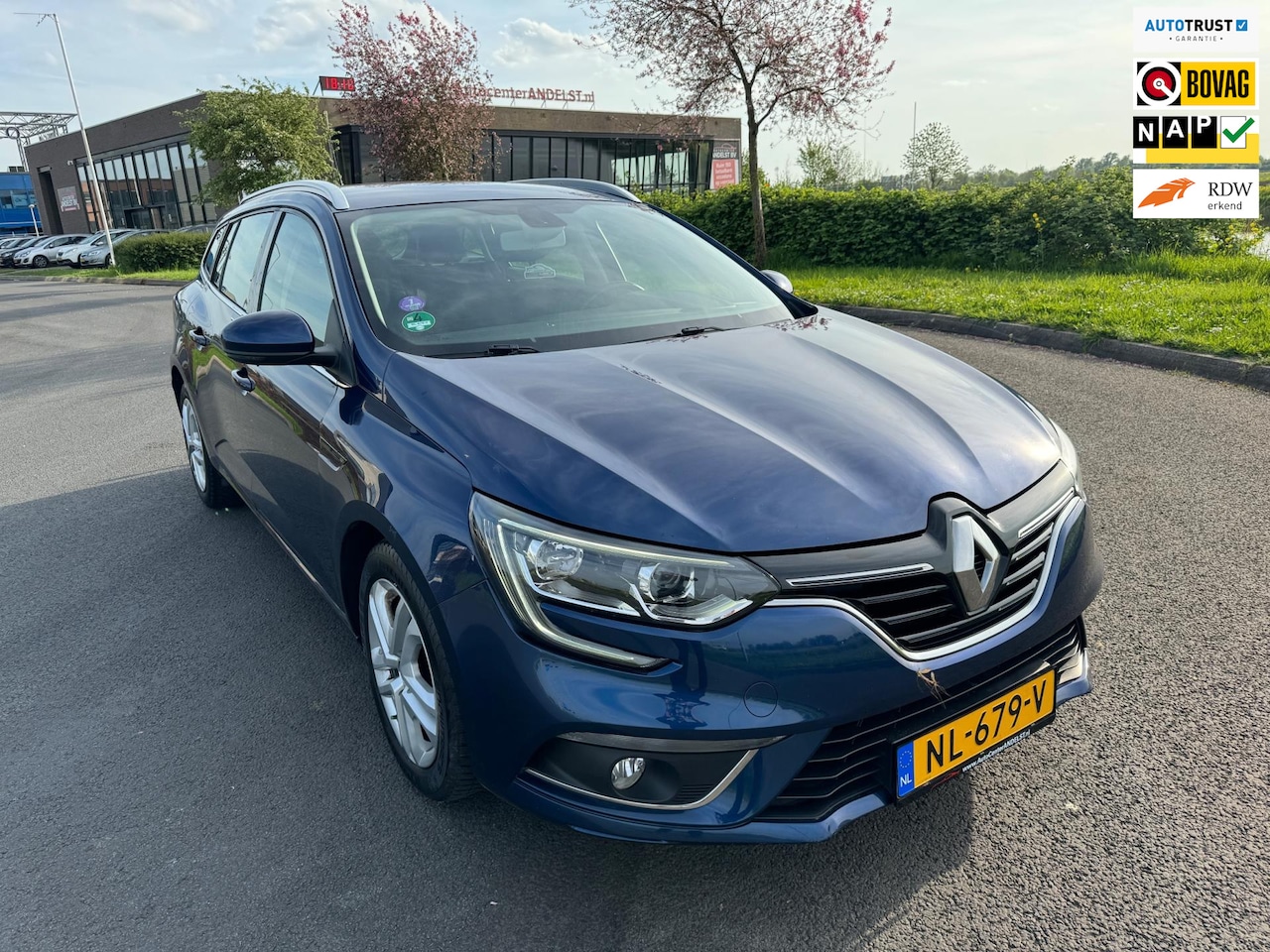 Renault Mégane Estate - 1.2 TCe Zen 1.2 TCe Zen, 1E EIG AFK, GEEN IMPORT, NAP! - AutoWereld.nl