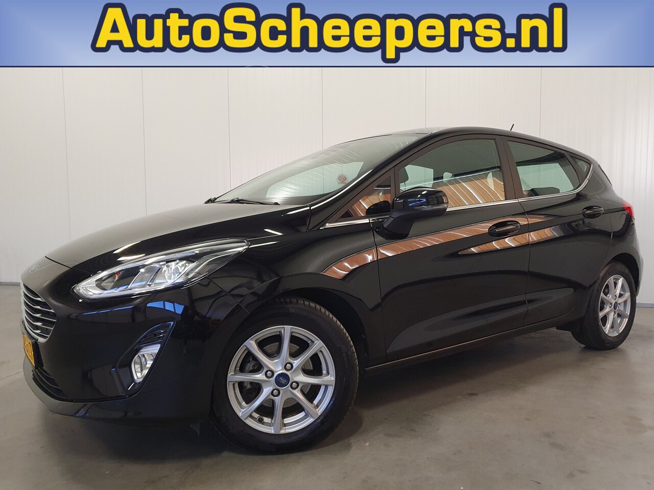 Ford Fiesta - 1.0 EcoBoost Hybrid Titanium NAVI/PDC/CRUISE/AIRCO/LMV - AutoWereld.nl