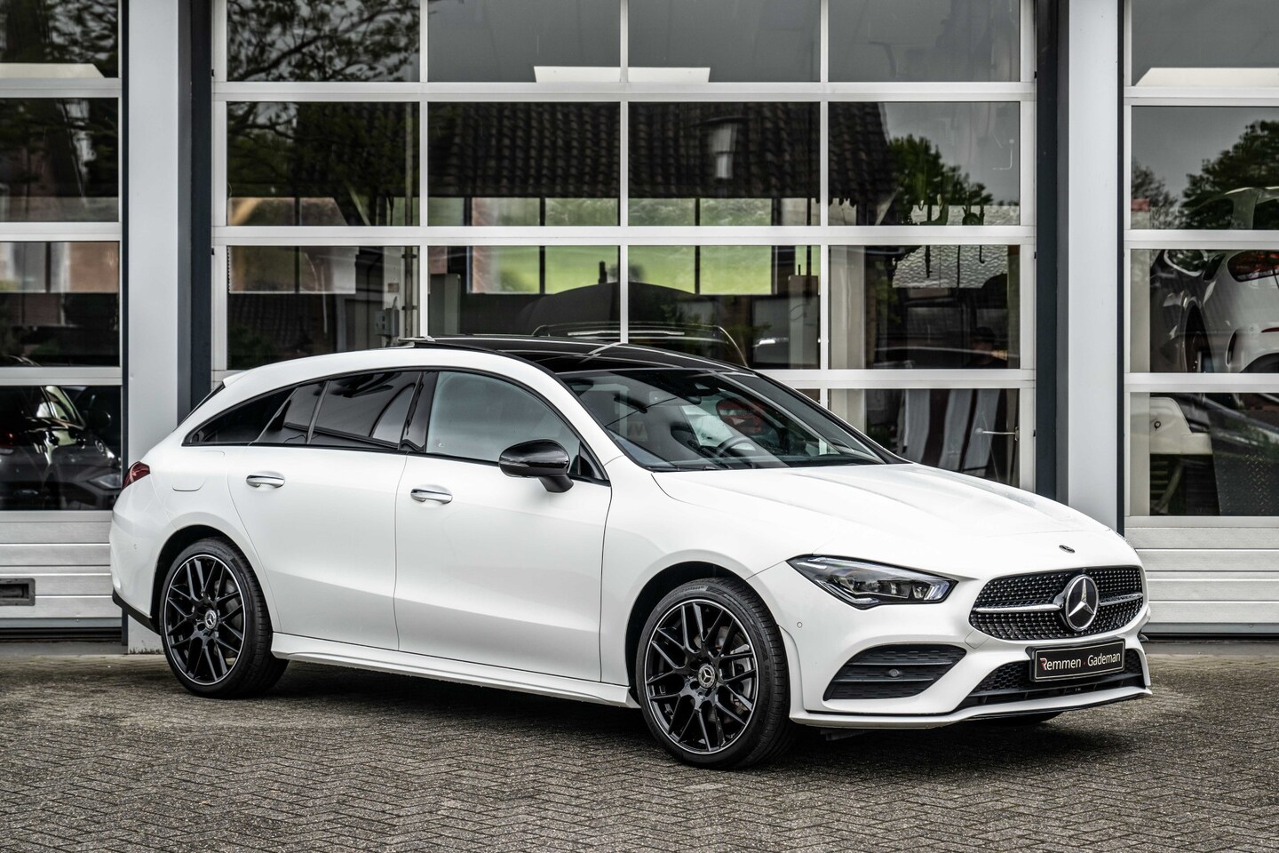 Mercedes-Benz CLA-klasse Shooting Brake - 250 e AMG Line 250e AMG Line - AutoWereld.nl