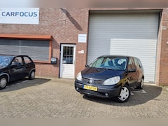 Renault Grand Scénic - 2.0-16V Business Line 02-25 APK 2e eigenaar Trekhaak 7 pers Cruise Airco NAP