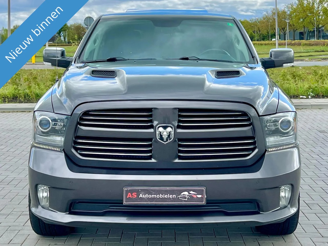 Dodge Ram 1500 - 5.7 V8 Hemi SPORT EDITION BJ2016 MARGE AUTO - AutoWereld.nl