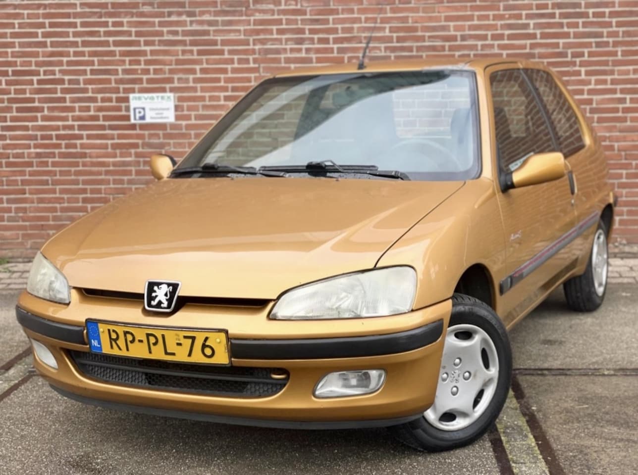 Peugeot 106 - 1.1 Accent Select 1.1 Accent Select - AutoWereld.nl