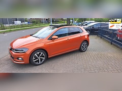 Volkswagen Polo - 1.0 TSI Highline Beats 116 pk pano dak