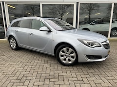 Opel Insignia Sports Tourer - 1.4 T EcoFLEX Innovation 50% deal 4.475, - ACTIE Schuif-kanteldak / Sportstoelen / Clima /