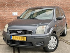 Ford Fusion - 1.6-16V Luxury |Airco |Stuurbkr |Nieuwe APK |NAP