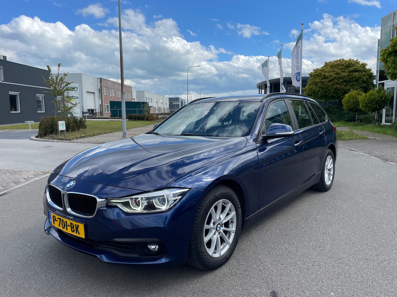 BMW 3-serie Touring - 316d Executive LED - AutoWereld.nl