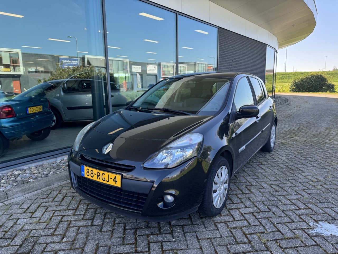 Renault Clio - 1.5 dCi Parisienne 1.5 dCi Parisienne - AutoWereld.nl