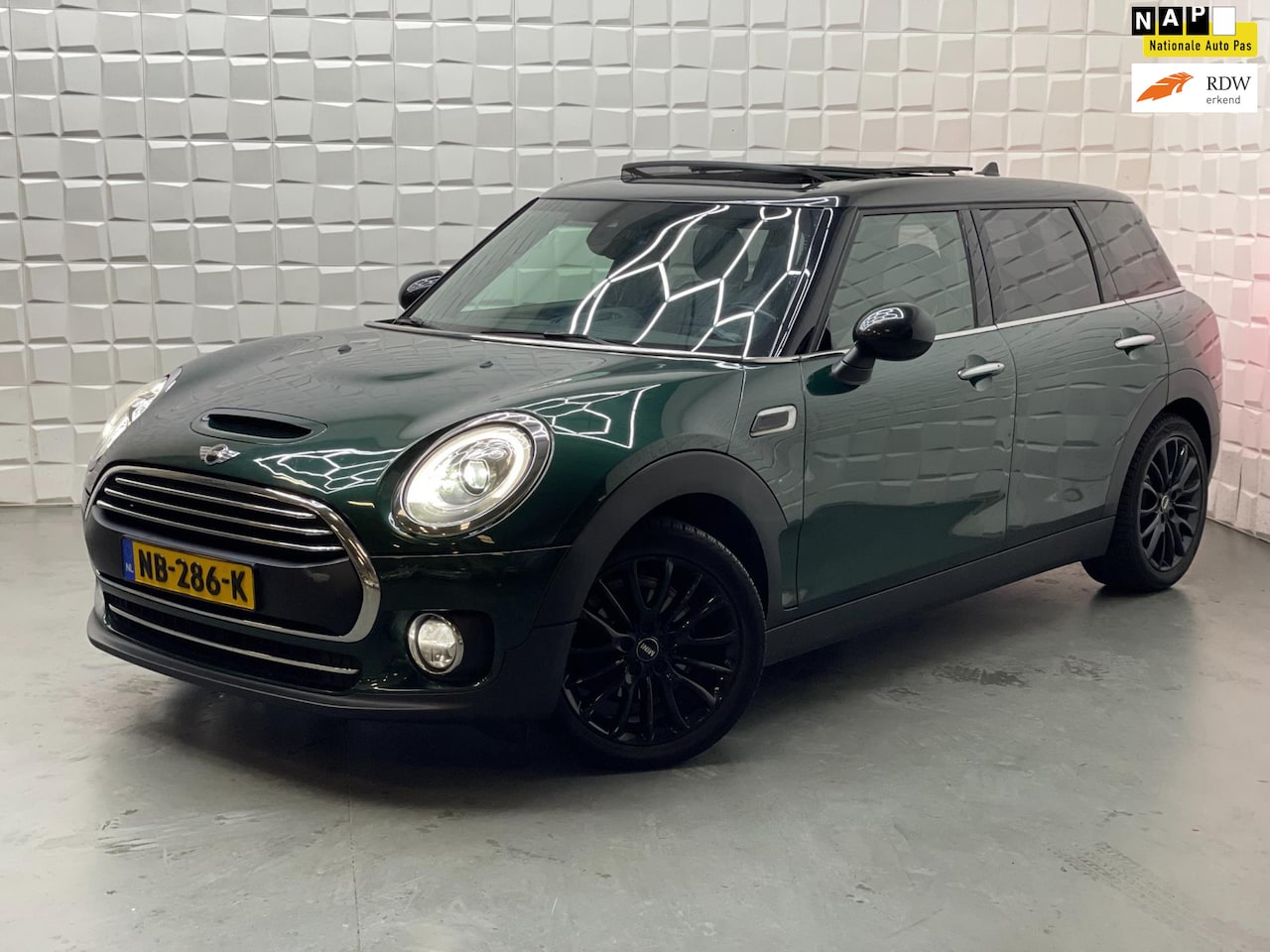 MINI Clubman - Mini 1.5 One Chili PANORAMADAK/NAVI/NAP - AutoWereld.nl